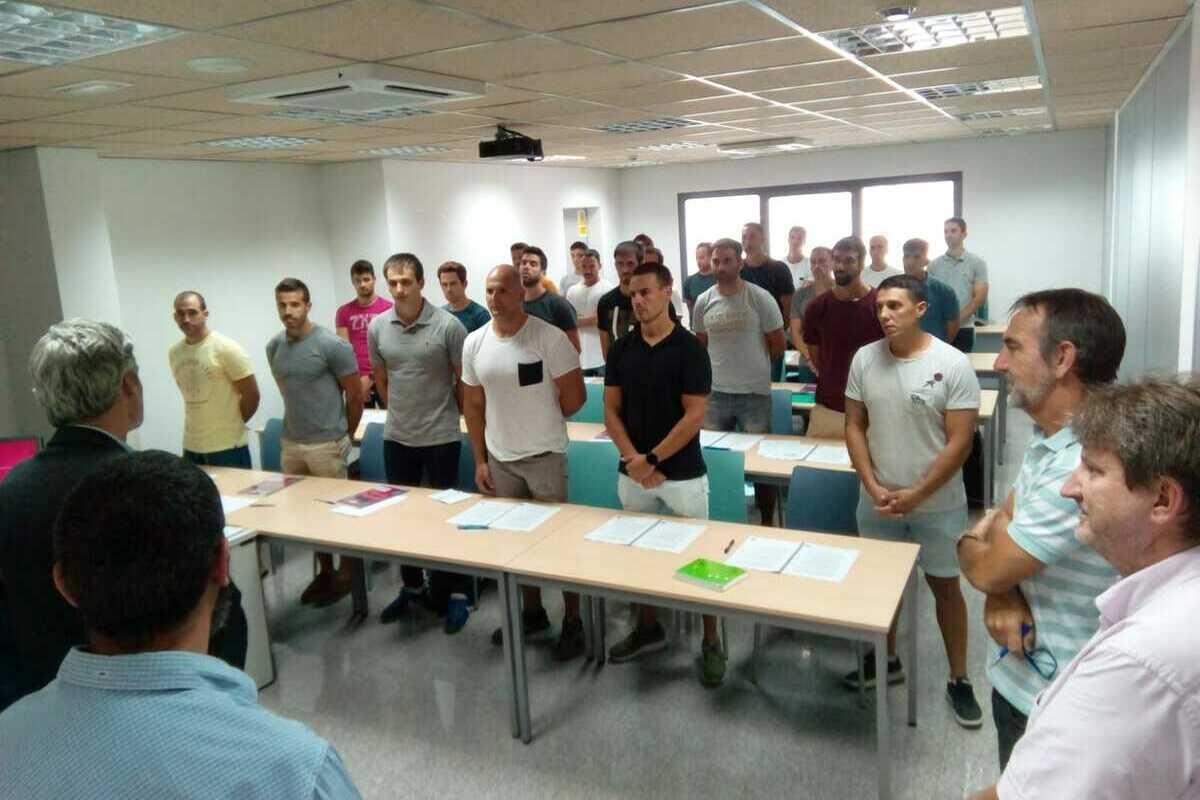 Inicio del tercer Curso Básico de Bomberos.