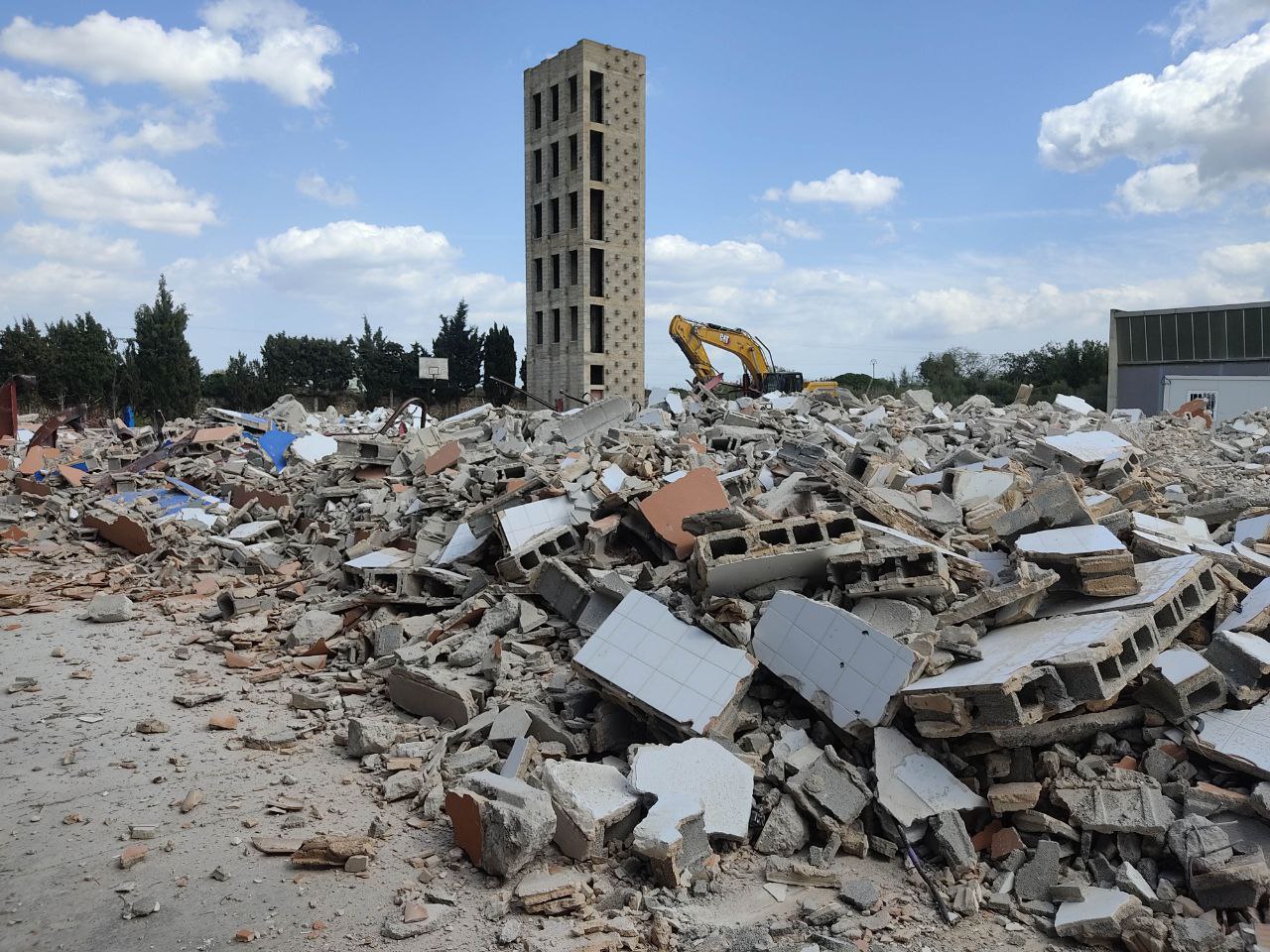 Demolició del parc de bombers de Manacor.