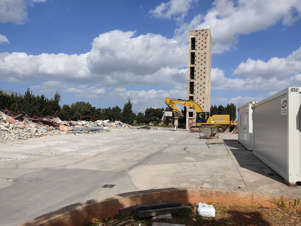 Demolició del parc de bombers de Manacor.