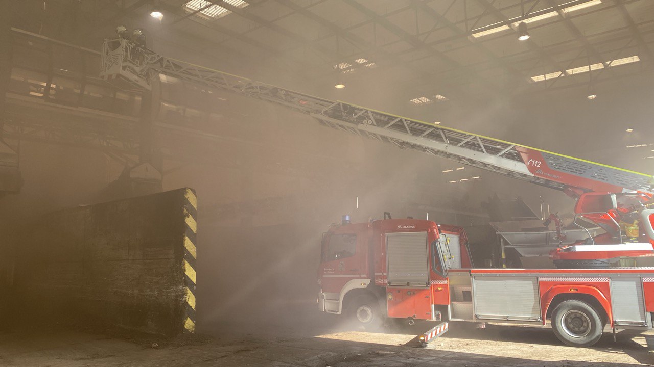 Simulacre d'incendi dels Bombers de Mallorca i els Bombers de Palma.