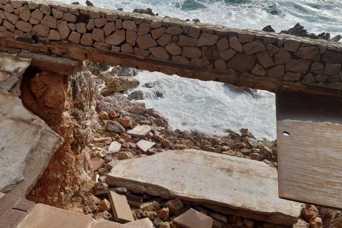 Efectos del temporal en la costa del llevant.